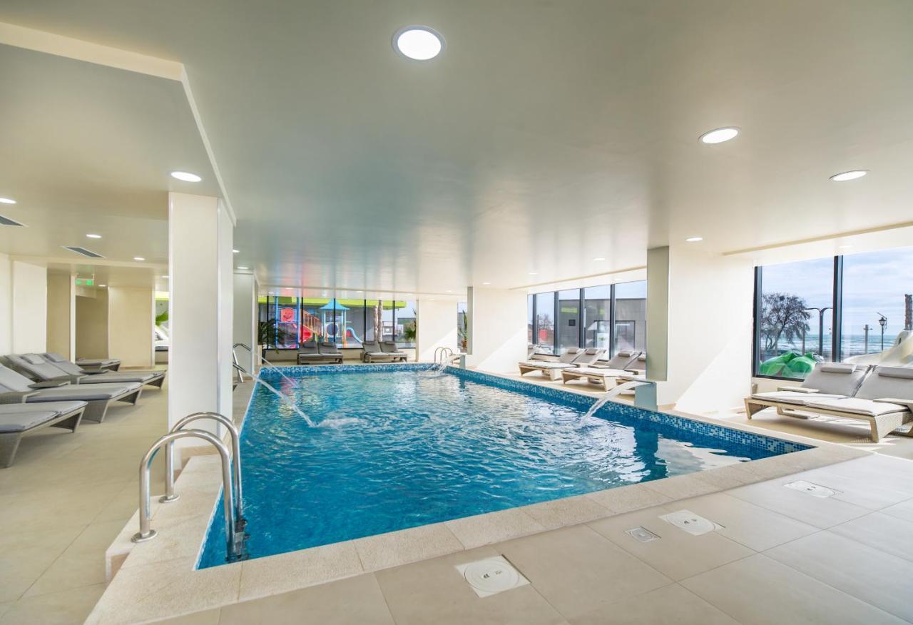 Blacksearama Apartment- Spa, Pools And Parking مامايا المظهر الخارجي الصورة